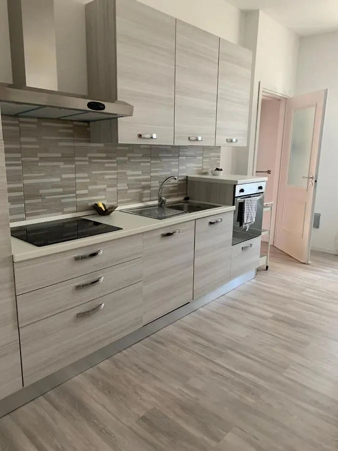 Casa 8 Giugno Apartment Melegnano